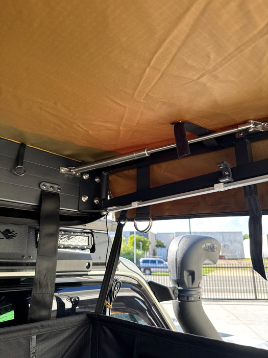 Beach2Bush Deluxe Shower Awning Tent - With Roof and Floor