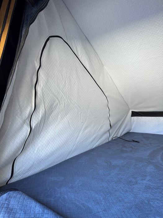 THE HIGH COUNTRY PRO TOURER ROOFTOP TENT