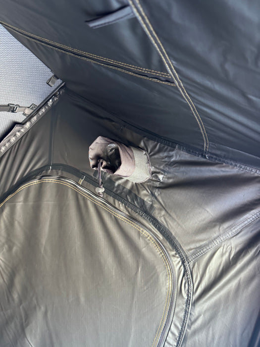 DESERT STORM V2 PRO TOURER ROOFTOP TENT