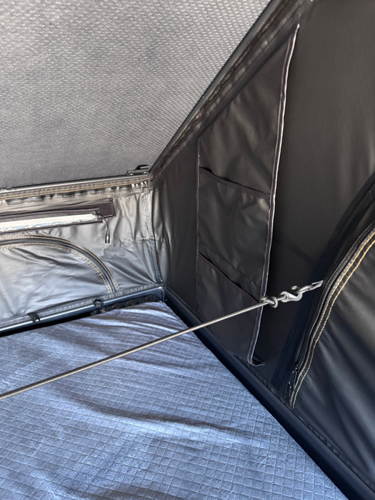 DESERT STORM V2 PRO TOURER ROOFTOP TENT