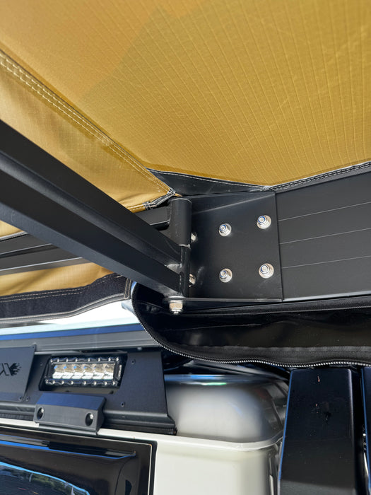 Beach2Bush XL 270' Awning with Zippered RTT Entry