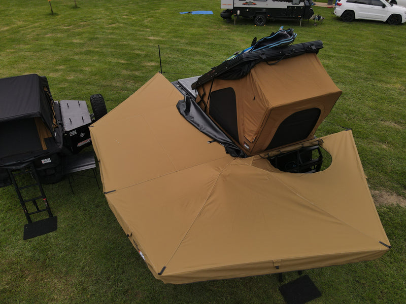 Load image into Gallery viewer, Beach2Bush XL 270&#39; Awning with Zippered RTT Entry
