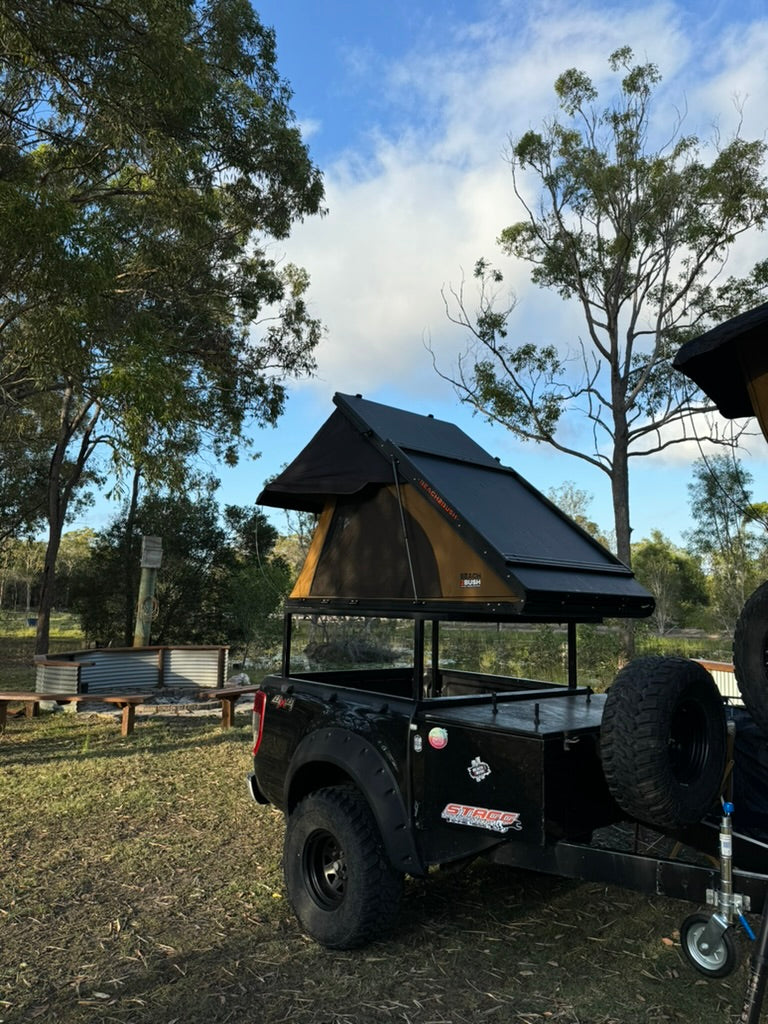 Load image into Gallery viewer, OUTBACK EXPLORER ROOF TOP TENT
