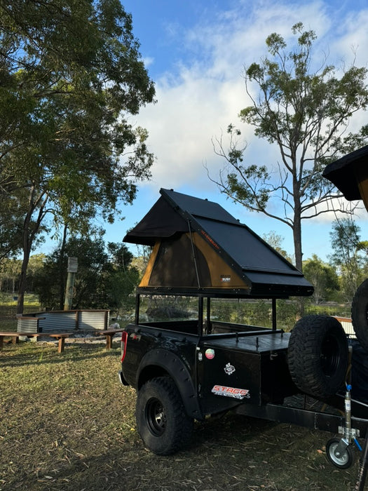 OUTBACK EXPLORER "SLIMLINE" ROOF TOP TENT (155MM HEIGHT) WITH FREE 200W SOLAR PANEL
