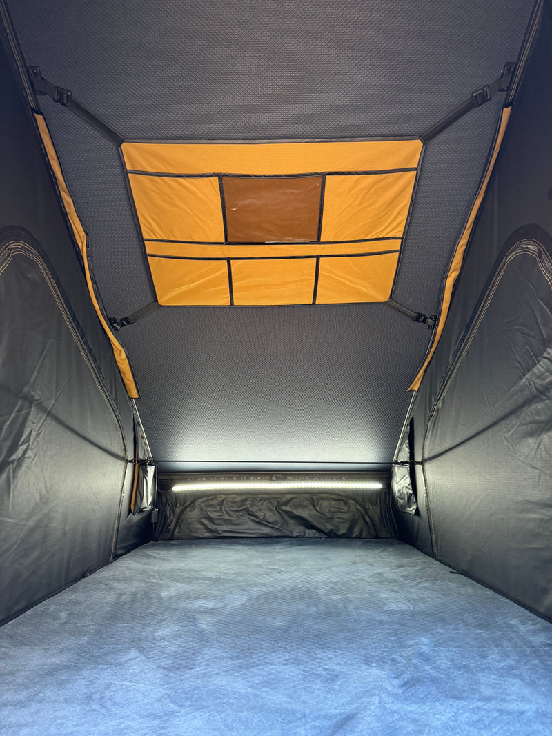 Load image into Gallery viewer, DESERT STORM PRO TOURER - RTT - ROOF TOP TENT WITH ZIP ON ANNEX
